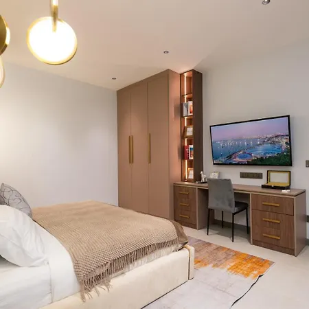 Villa New 2024 - 5br Pool With Private Ktv Pattaya