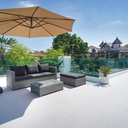 Villa New 2024 - 5br Pool With Private Ktv Pattaya