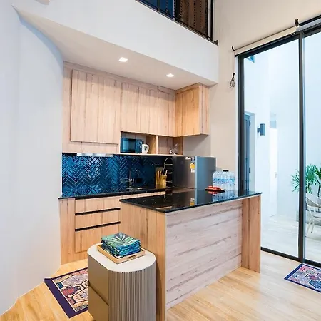 Moon 5-bedroom Luxury Pool Pattaya