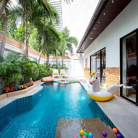 Mm Pool * Pattaya