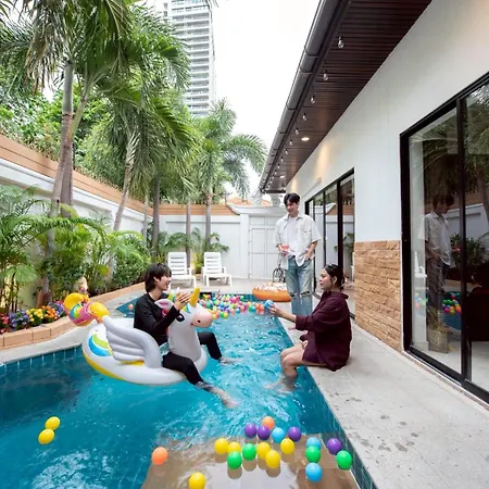 Mm Pool Villa Pattaya
