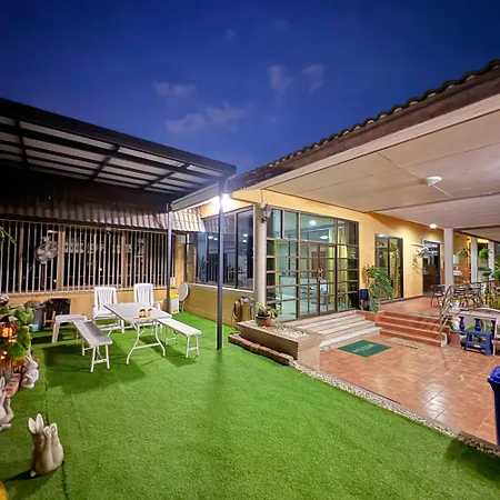 Villa Sun And Moon House Pattaya