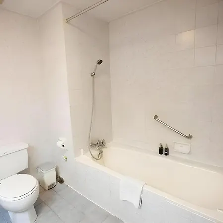 Markland View Hotel 3*