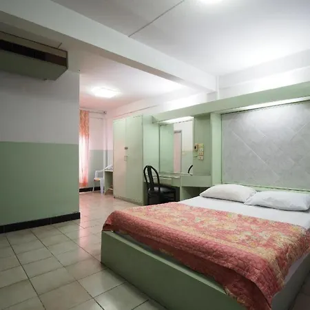 Oyo 1003 Naklua House Hotel Pattaya