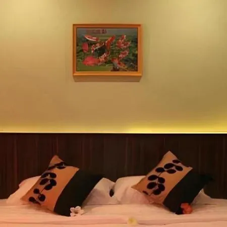Siam Platinum