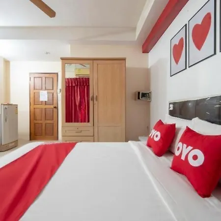 Oyo 75381 Billabong Hotel