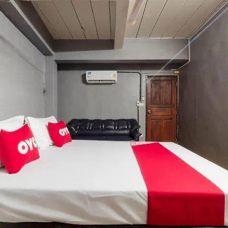 Oyo 1066 Encore Sea Side Hotel 2*