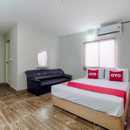 Oyo 1066 Encore Sea Side Pattaya