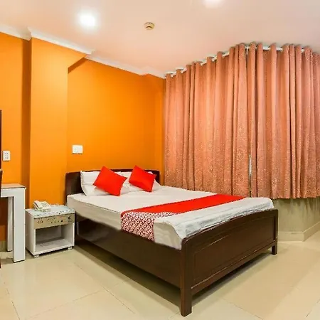 Naza Orchid Hotel 2*