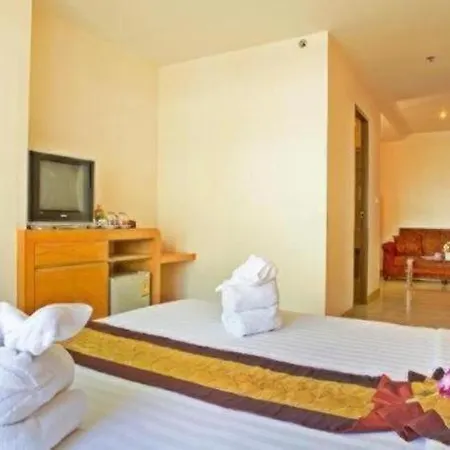 Hotel Eastiny Plaza 3*