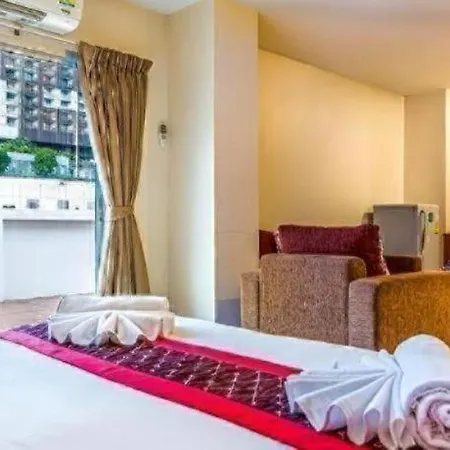 Eastiny Plaza Hotel