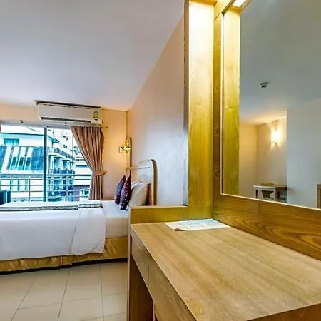 Hotel Eastiny Plaza 3*