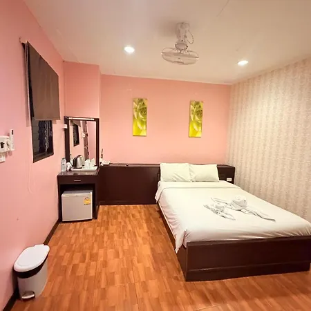 Hotel Nine Blue Boutique