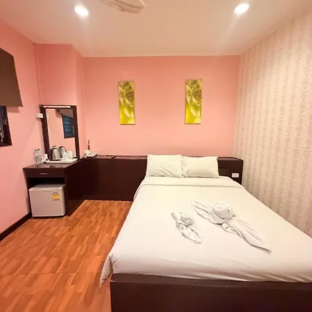 Nine Blue Boutique 3*