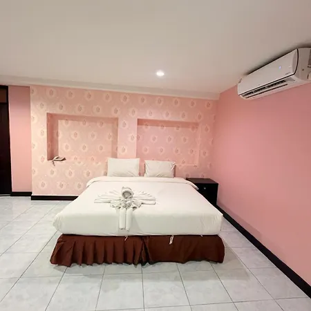 Hotel Nine Blue Boutique