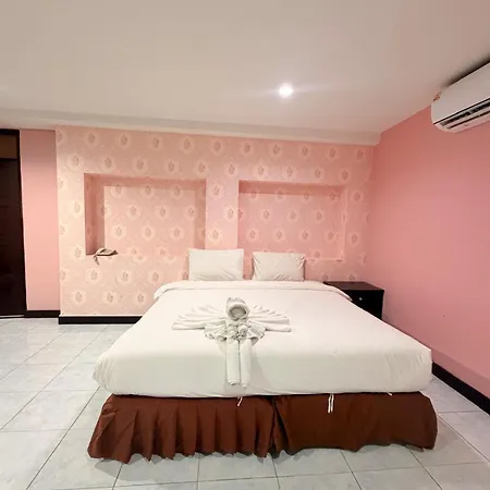 Nine Blue Boutique Pattaya
