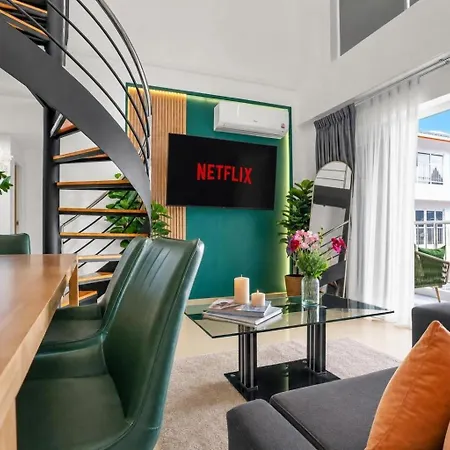 Apartment Luxurious Penthouse