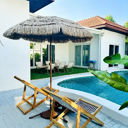Majestic Seaside Private Villa