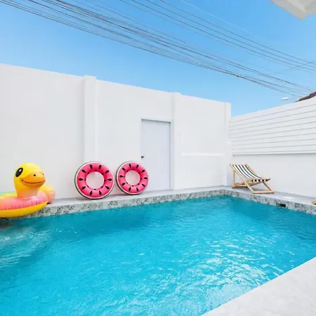 Villa 3 Bedroom Pool Royal Park Village Pattaya