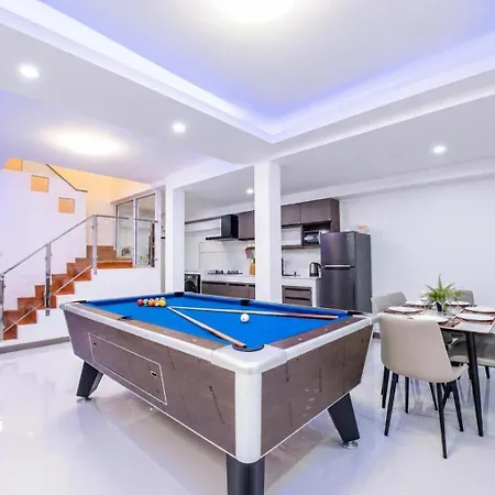 3 Bedroom Pool Royal Park Village Pattaya