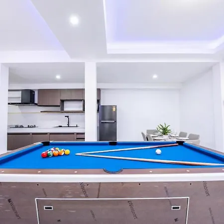 3 Bedroom Pool Royal Park Village