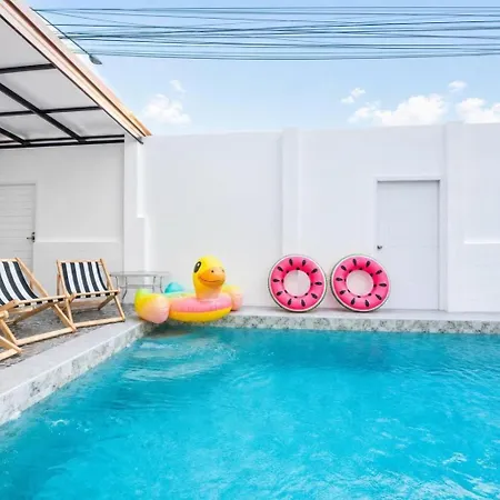 3 Bedroom Pool Royal Park Village *