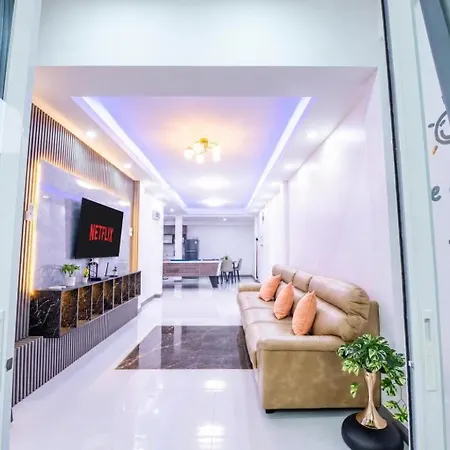 3 Bedroom Pool Royal Park Village Pattaya