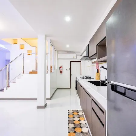 Villa 3 Bedroom Pool Royal Park Village Pattaya