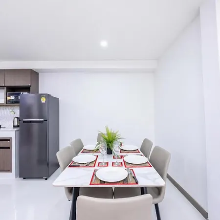 3 Bedroom Pool Royal Park Village Pattaya