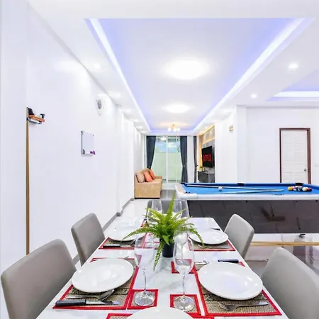 3 Bedroom Pool Royal Park Village