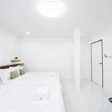 3 Bedroom Pool Royal Park Village *