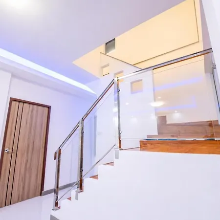 3 Bedroom Pool Royal Park Village Pattaya