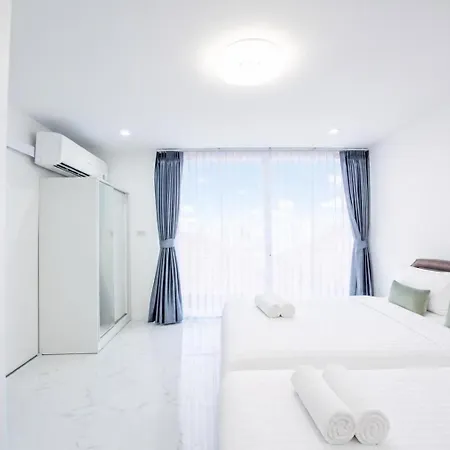 3 Bedroom Pool Royal Park Village *