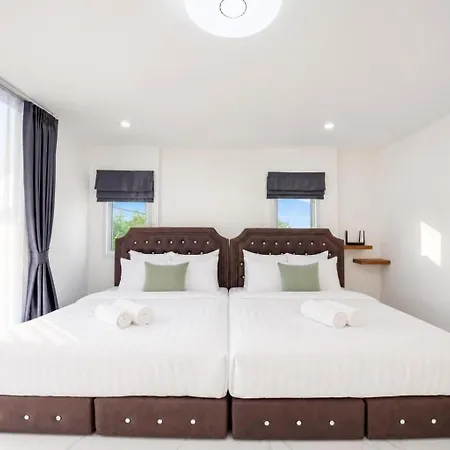 Villa 3 Bedroom Pool Royal Park Village