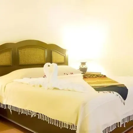 Phuphaya Resort Pattaya