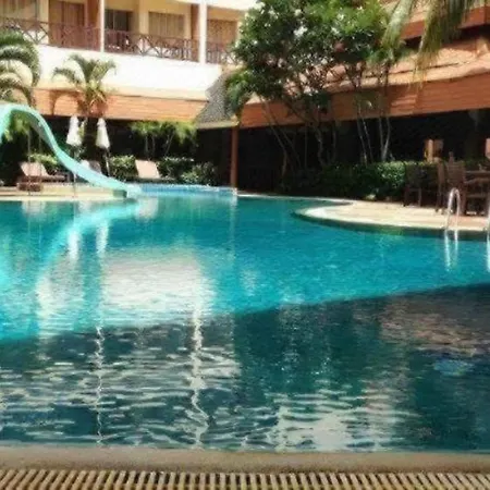 Phuphaya Resort Pattaya