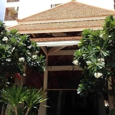 Phuphaya Resort Pattaya
