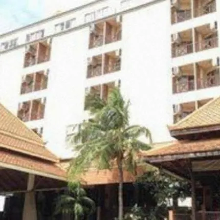 Resort Phuphaya Pattaya