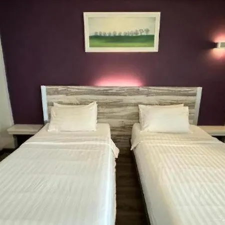 Hotel Bb House 3*
