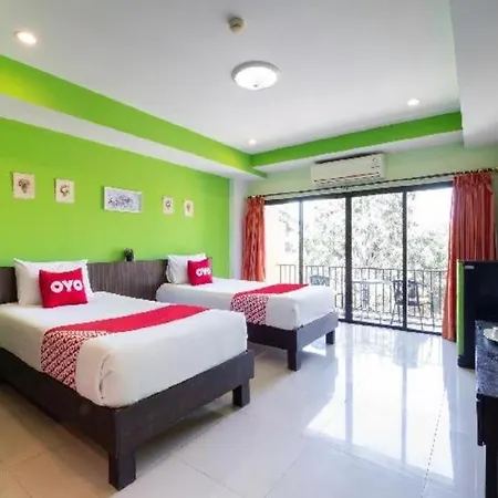 Oyo 75367 Ud Hotel 3*