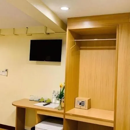 A7 Hotel