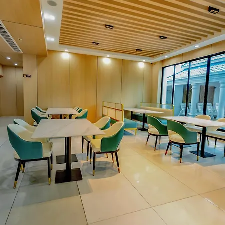 Xinmylin Boutique Hotel *