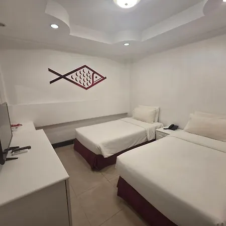 Hotel Arawana Express North 3*
