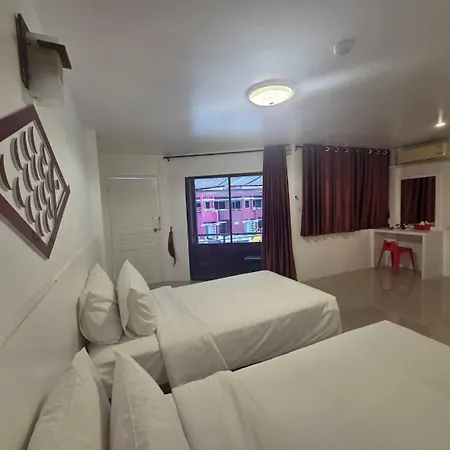 Hotel Arawana Express North 3*