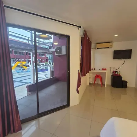 Arawana Express North Hotel 3*