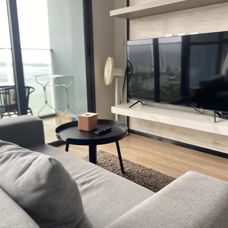 Apartment Stunning Sea View -next To Pattaya