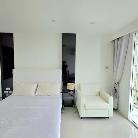 Center New อพาร์ทเม้น Pattaya