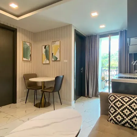 Arcadia Center 702 Apartment Pattaya