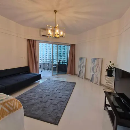 Apartment Markland Front Pattaya