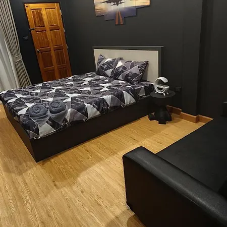 Marin House Apartment *